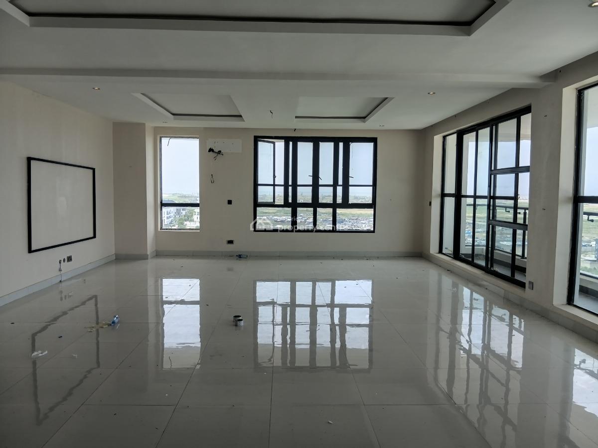 Luxury 3 Bedroom Penthouse with a Bq, Richmond Pearl Estate, Lekki Phase 1, Lekki, Lagos, Flat / Apartment for Rent