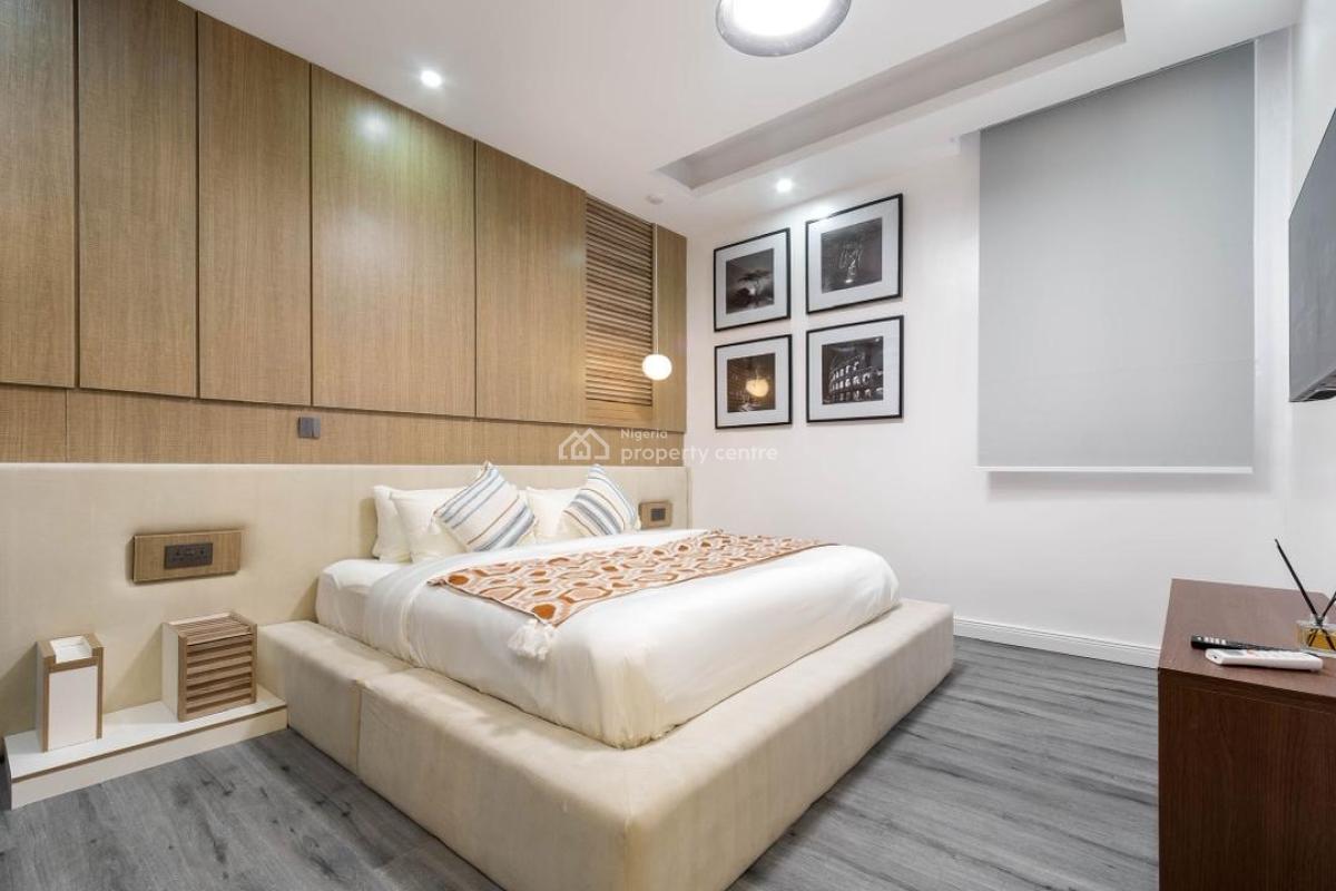 Cozy and Lovely Two Bedroom Apartment, Lekki Phase 1, Lekki, Lagos, Flat / Apartment Short Let