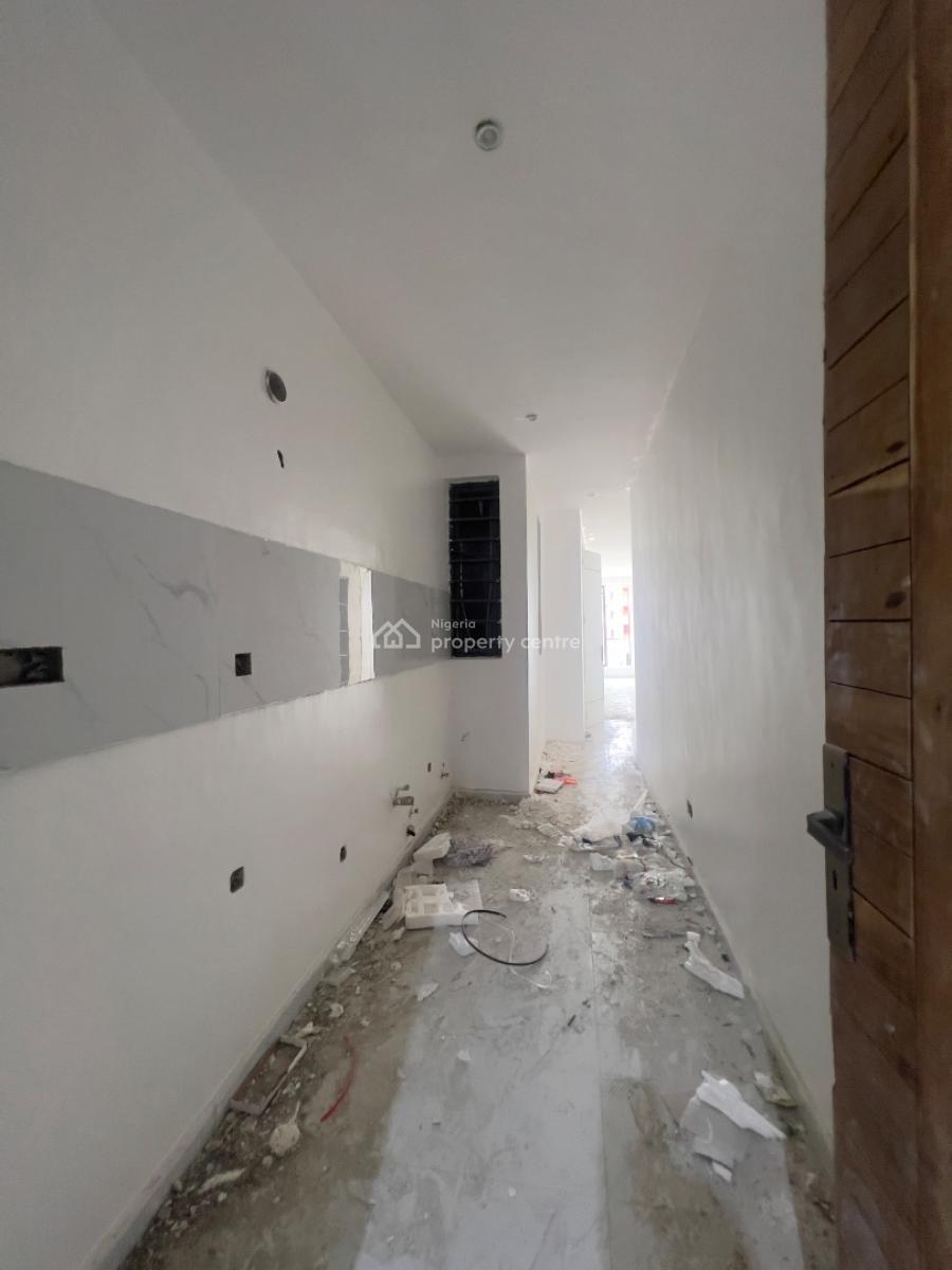 1 Bedroom Apartment with Pool ,gym & Elevator, Lekki Phase 1, Lekki, Lagos, Flat / Apartment for Sale