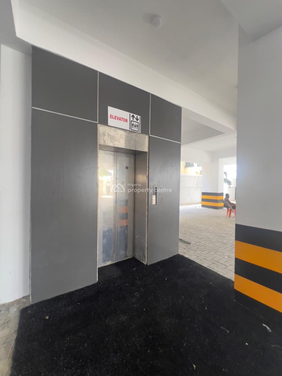 1 Bedroom Apartment with Pool ,gym & Elevator, Lekki Phase 1, Lekki, Lagos, Flat / Apartment for Sale