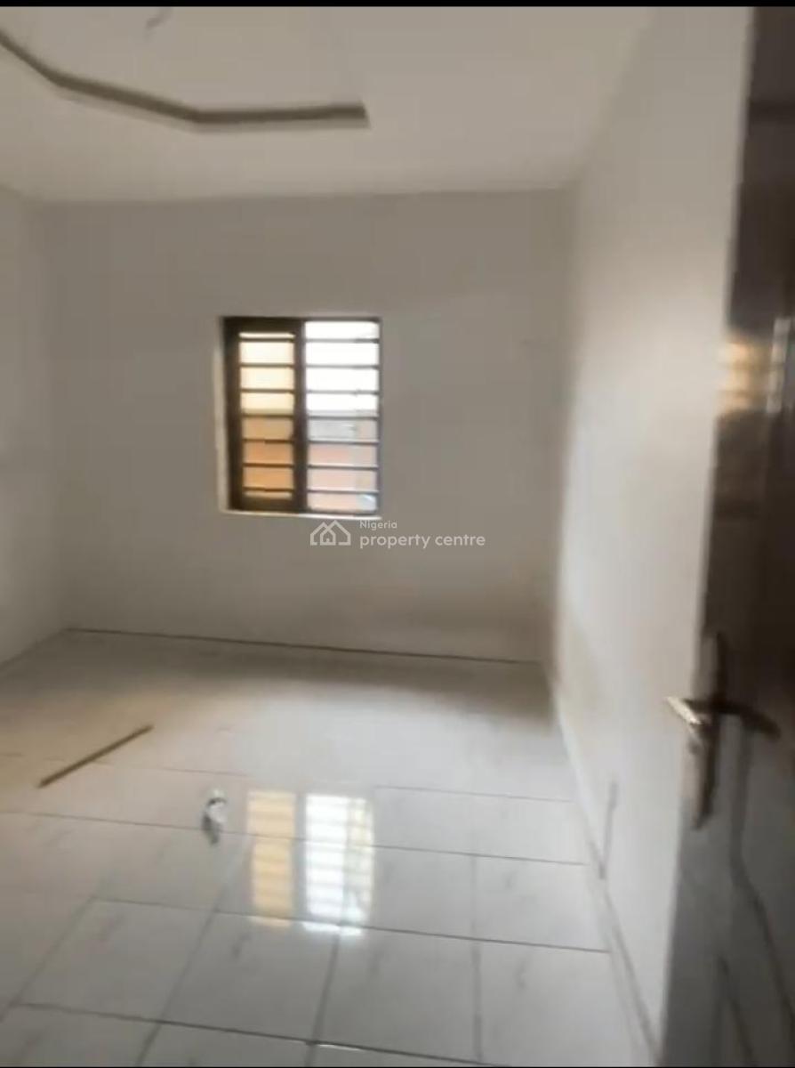 Lovely Sweet Mini Flat, Shomolu, Lagos, Mini Flat (room and Parlour) for Rent