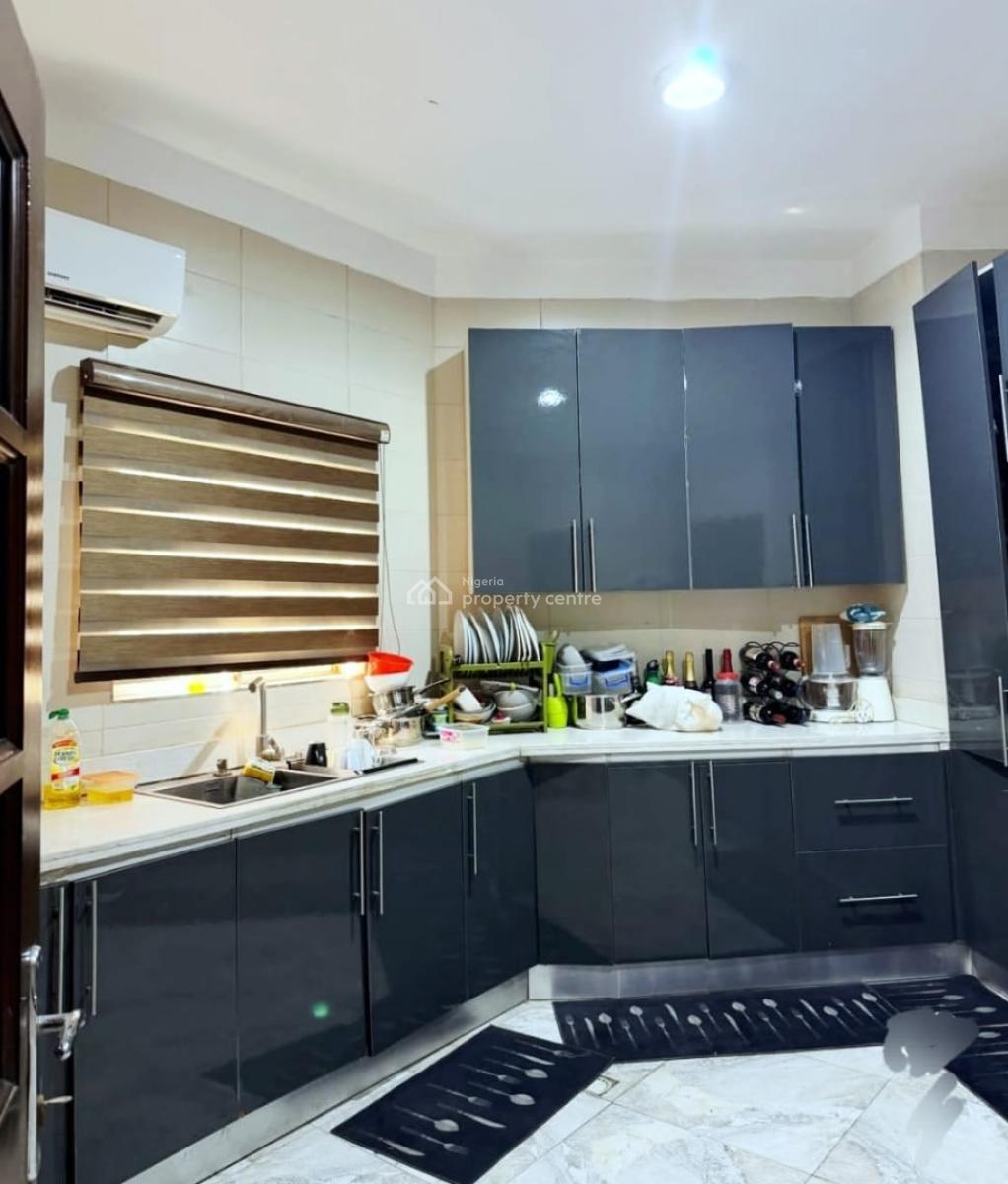 3 Bedroom Apartment +bq, Osapa, Lekki, Lagos, Block of Flats for Sale