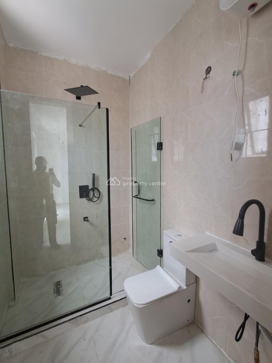 Automated 3 Bedroom Apartment + Bq & Security House, Off Freedom Way, Lekki Phase 1, Lekki, Lagos, Flat / Apartment for Sale