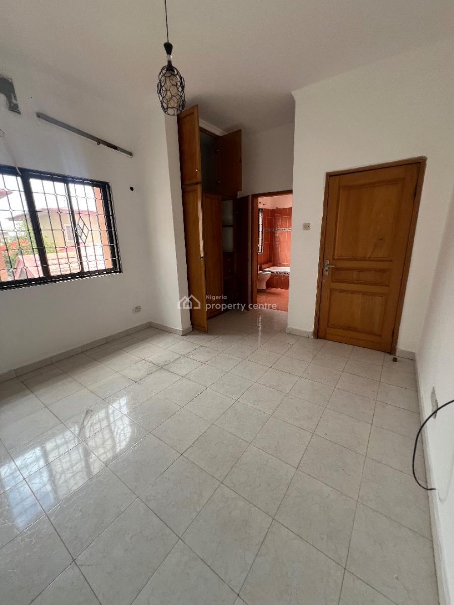 Spacious 4bedroom Semi Detached House with Bq at Lekki Phase 1, Off Admiralty Way Lekki Phase 1 Lekki Lagos, Lekki Phase 1, Lekki, Lagos, Semi-detached Duplex for Rent