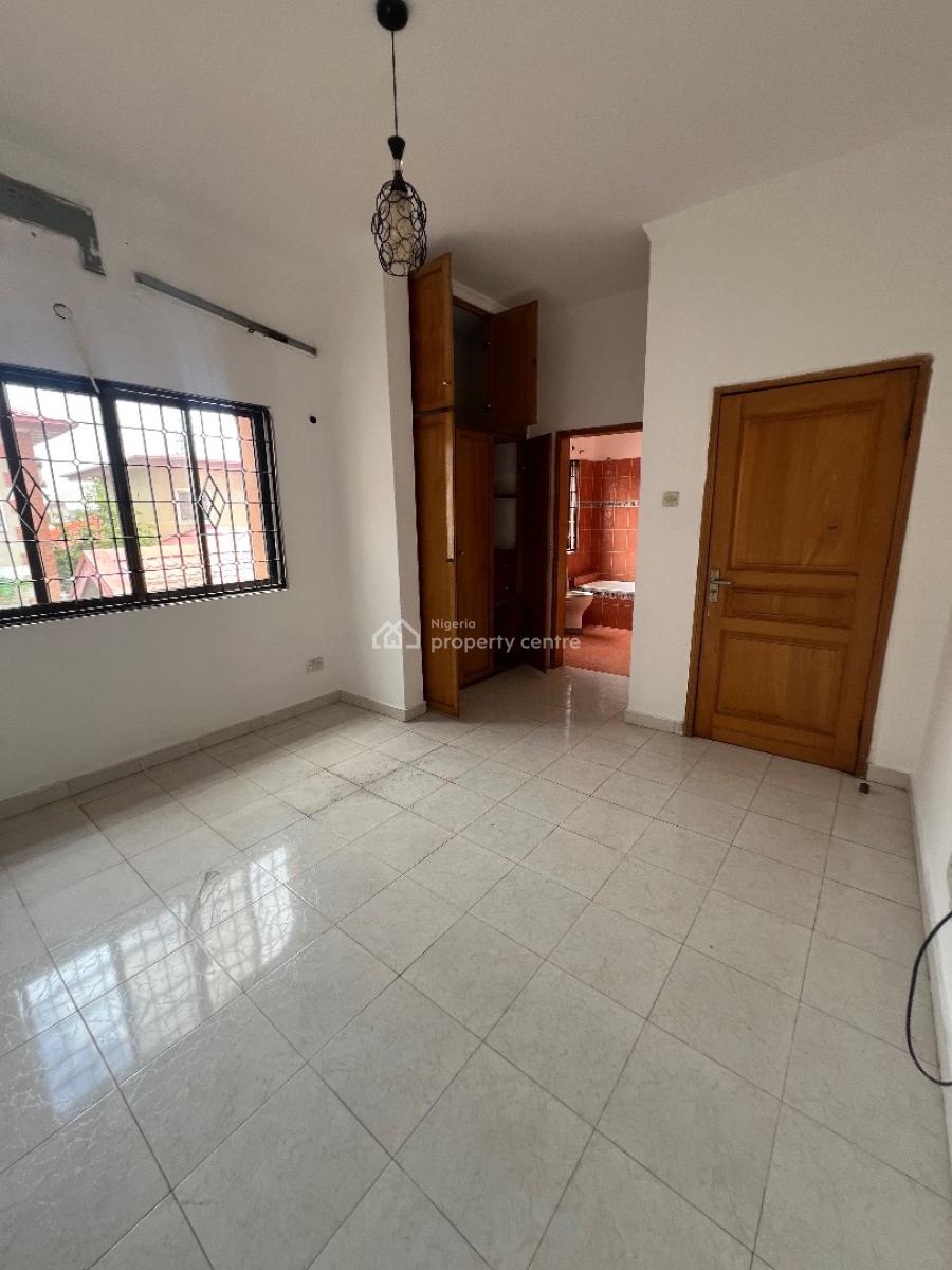 Spacious 4bedroom Semi Detached House with Bq at Lekki Phase 1, Off Admiralty Way Lekki Phase 1 Lekki Lagos, Lekki Phase 1, Lekki, Lagos, Semi-detached Duplex for Rent