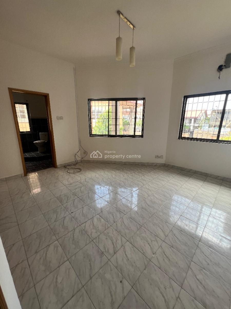 Spacious 4bedroom Semi Detached House with Bq at Lekki Phase 1, Off Admiralty Way Lekki Phase 1 Lekki Lagos, Lekki Phase 1, Lekki, Lagos, Semi-detached Duplex for Rent