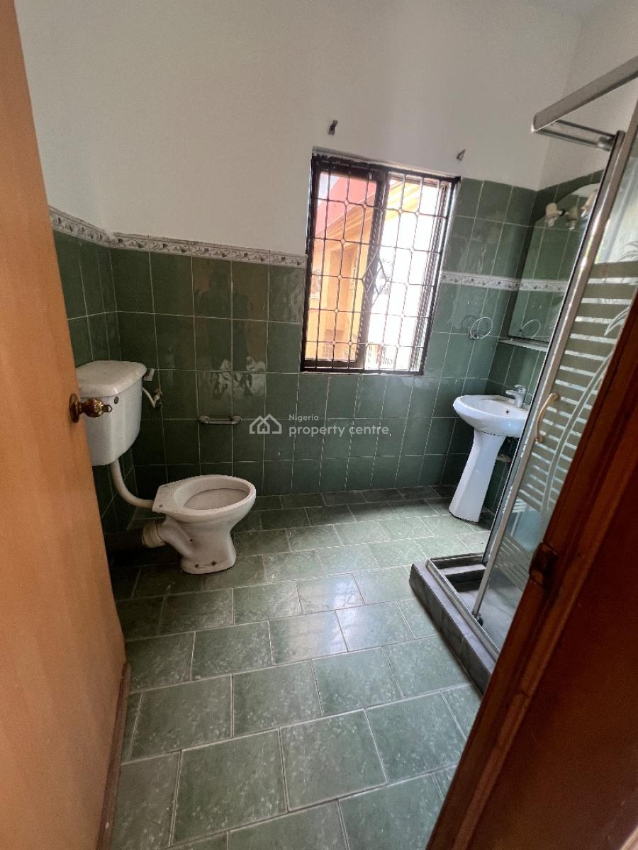 Spacious 4bedroom Semi Detached House with Bq at Lekki Phase 1, Off Admiralty Way Lekki Phase 1 Lekki Lagos, Lekki Phase 1, Lekki, Lagos, Semi-detached Duplex for Rent