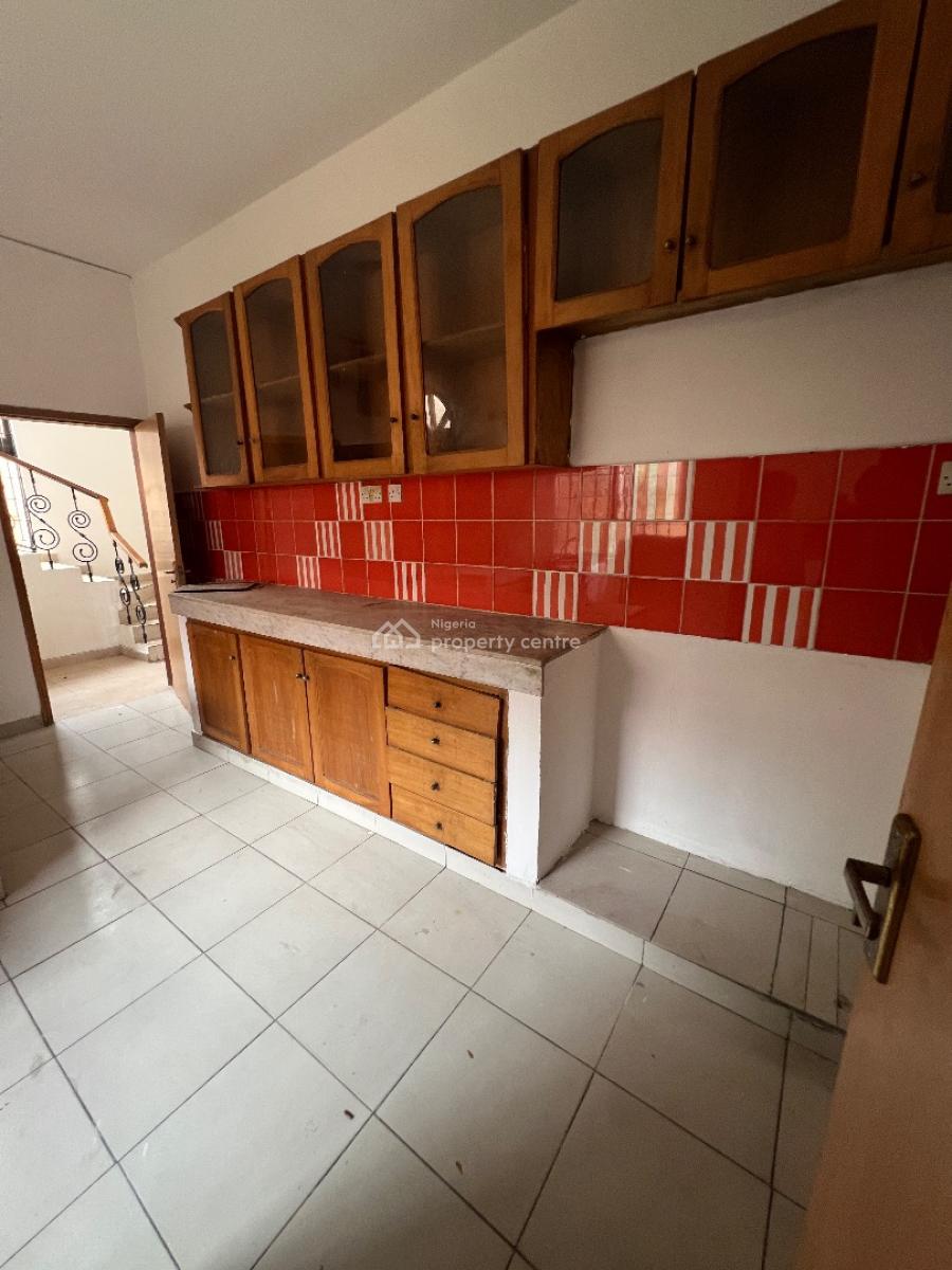 Spacious 4bedroom Semi Detached House with Bq at Lekki Phase 1, Off Admiralty Way Lekki Phase 1 Lekki Lagos, Lekki Phase 1, Lekki, Lagos, Semi-detached Duplex for Rent
