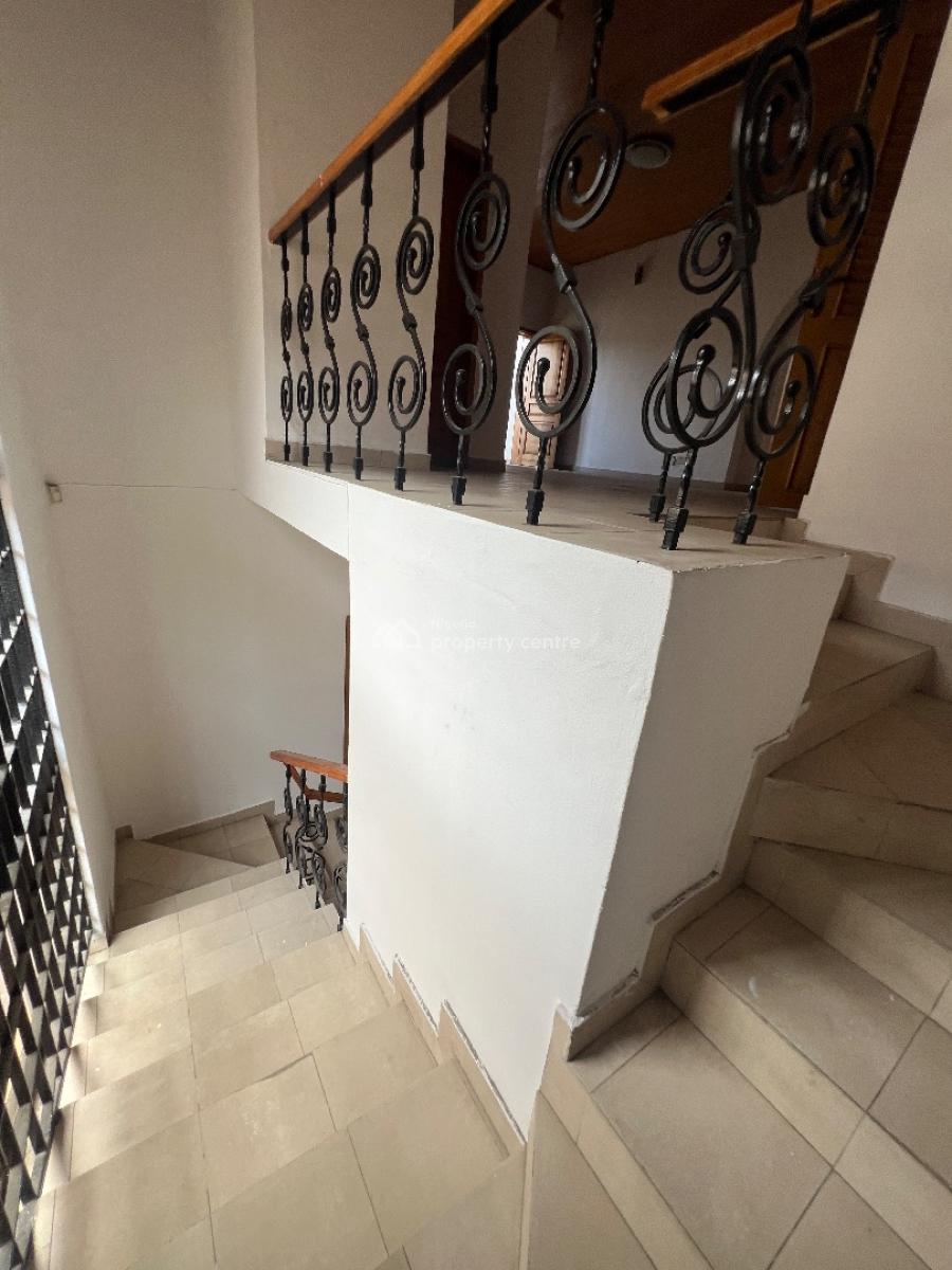 Spacious 4bedroom Semi Detached House with Bq at Lekki Phase 1, Off Admiralty Way Lekki Phase 1 Lekki Lagos, Lekki Phase 1, Lekki, Lagos, Semi-detached Duplex for Rent