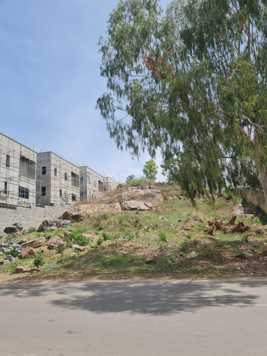 5 Bedroom Fully Detached Duplex +bq, Guzape Main, 1 Minute Drive From Coza Auditorium, Guzape District, Abuja, Mixed-use Land for Sale