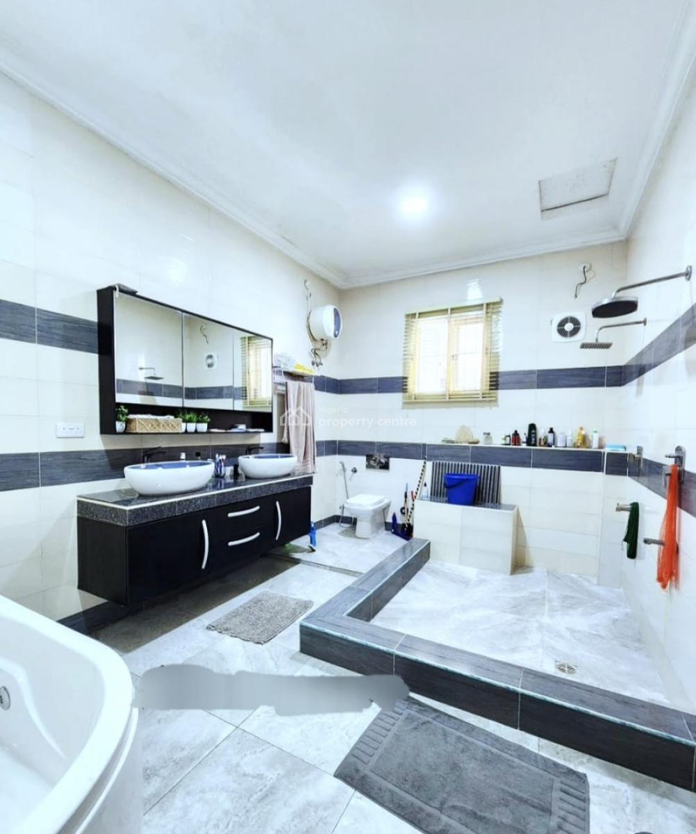 Luxury 6 Bedroom House with a Room Bq, Lekki Phase 1, Lekki, Lagos, Detached Duplex for Sale