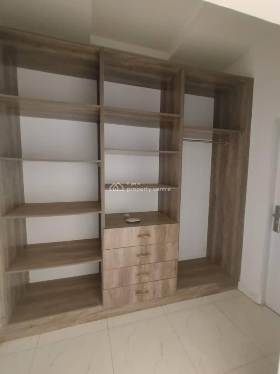 Standard 4 Bedrooms Terraced Duplex with Bq on a Tarred Road, Jahi, Abuja, Terraced Duplex for Rent