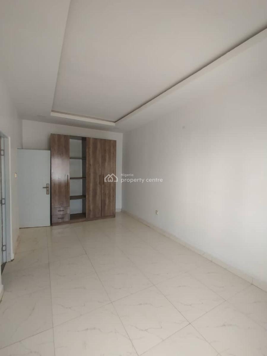 Standard 4 Bedrooms Terraced Duplex with Bq on a Tarred Road, Jahi, Abuja, Terraced Duplex for Rent