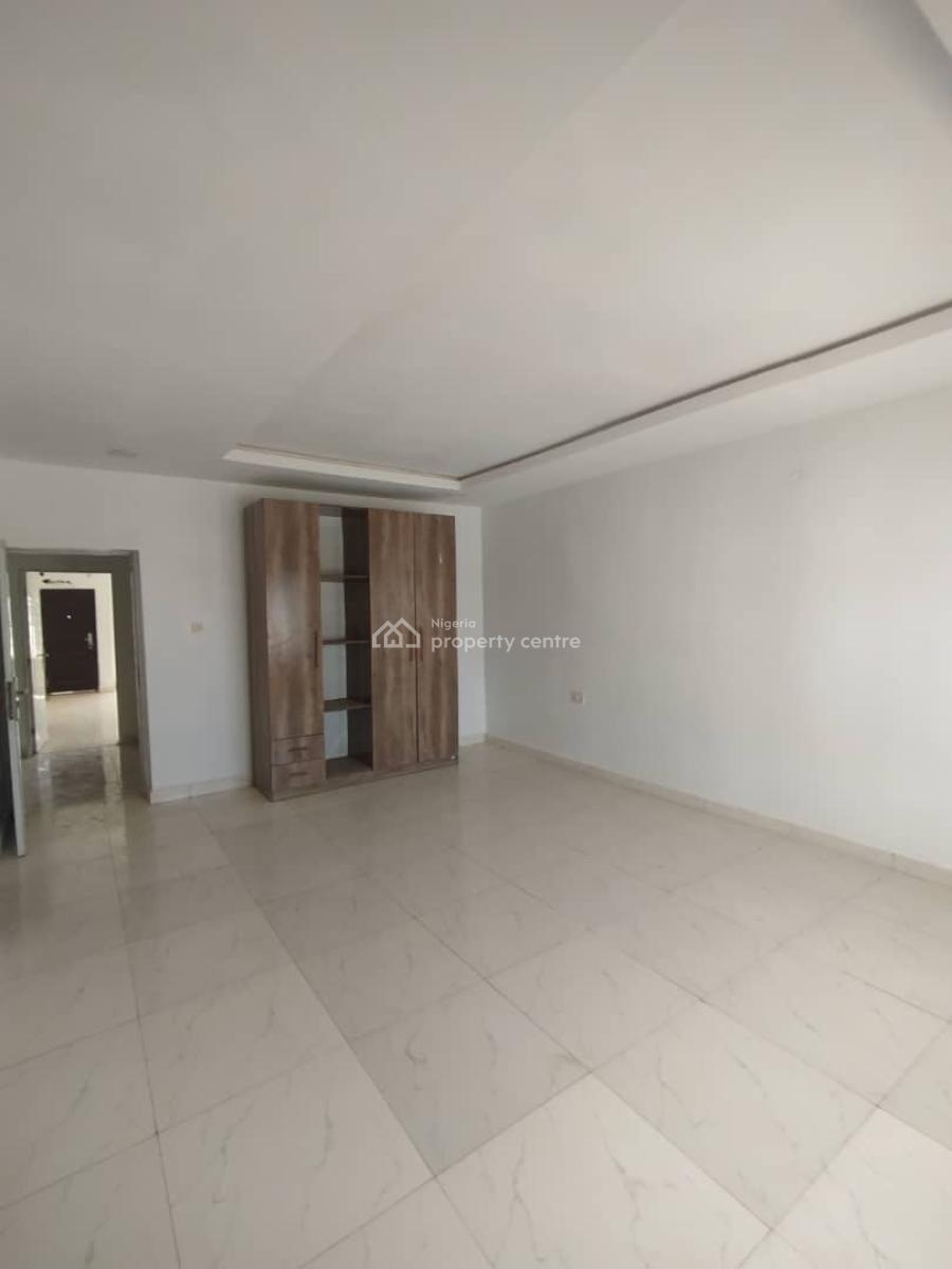 Standard 4 Bedrooms Terraced Duplex with Bq on a Tarred Road, Jahi, Abuja, Terraced Duplex for Rent