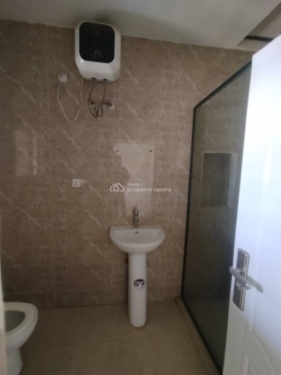 Standard 4 Bedrooms Terraced Duplex with Bq on a Tarred Road, Jahi, Abuja, Terraced Duplex for Rent