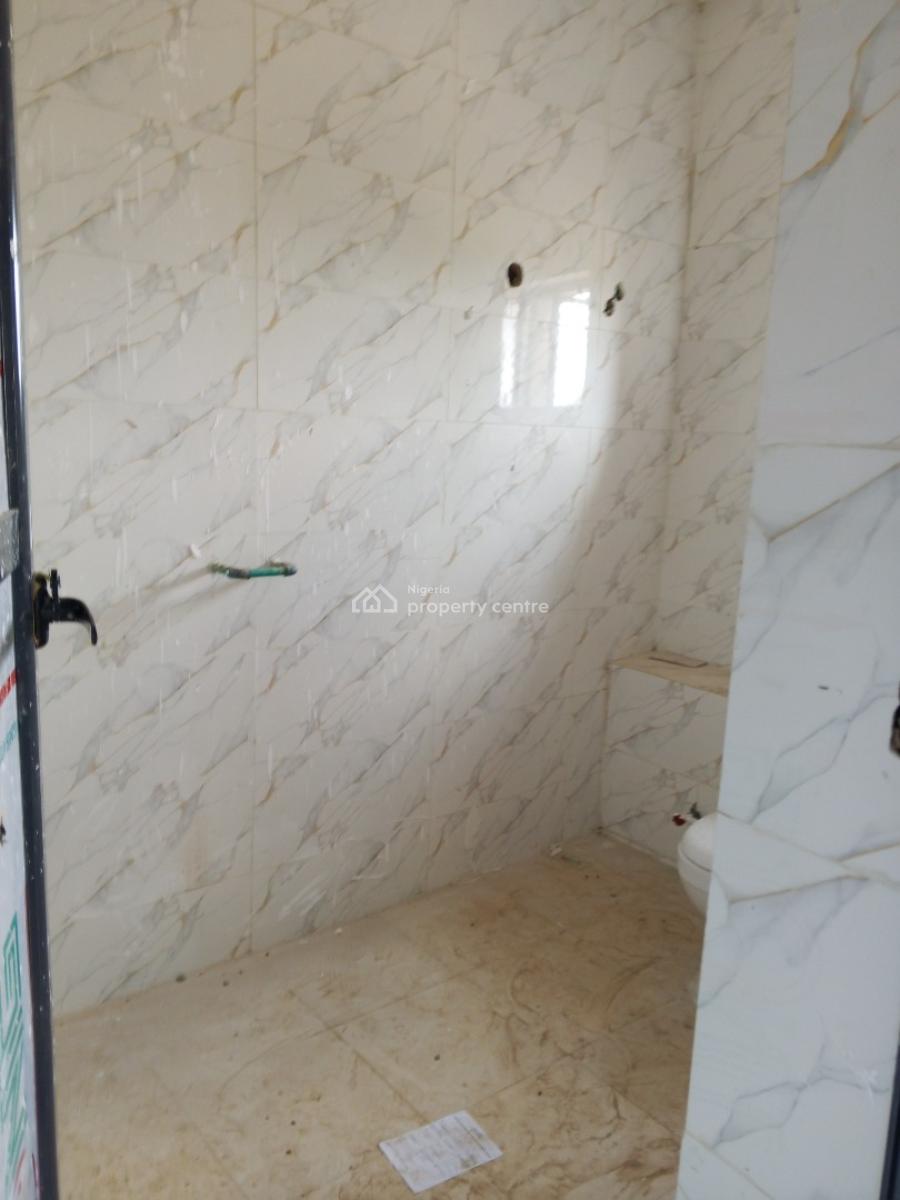 Luxury Newly Built 2 Bedroom, Jakande Estate, Oke Afa, Isolo, Lagos, Flat / Apartment for Rent