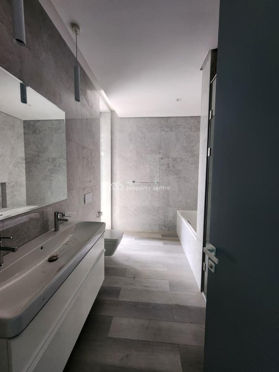 Well-built Luxurious 3 & 1- Bedroom Apartment + Bq, Banana Island, Ikoyi, Lagos, Flat / Apartment for Rent