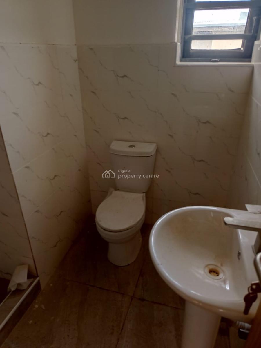 Serviced Mini Flat + Swimming Pool, Ilasan, Lekki, Lagos, Mini Flat (room and Parlour) for Rent