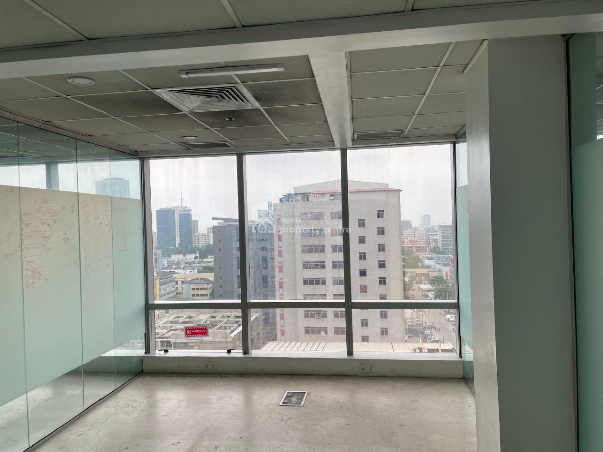 Premium Corporate Office with Modern Facilities and Ample Parking, Victoria Island (vi), Lagos, Plaza / Complex / Mall for Rent
