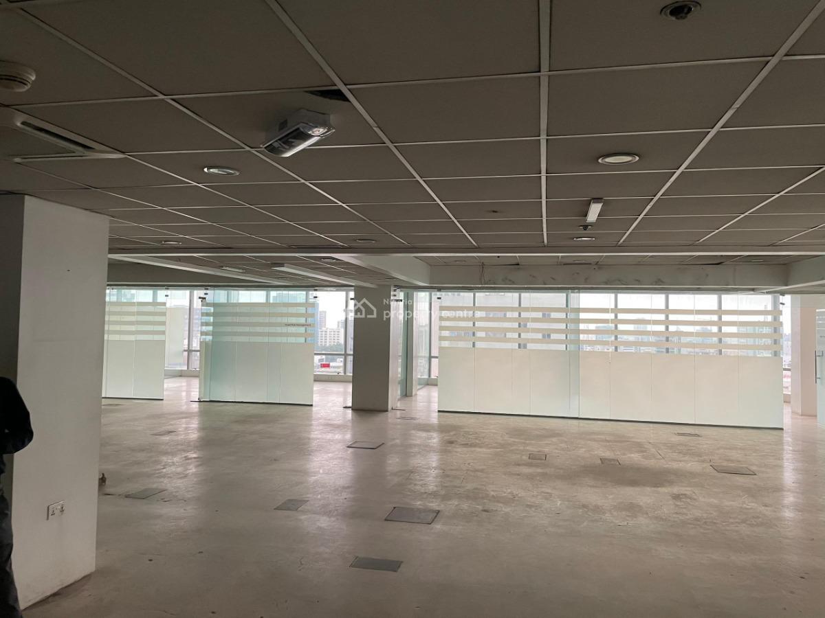 Premium Corporate Office with Modern Facilities and Ample Parking, Victoria Island (vi), Lagos, Plaza / Complex / Mall for Rent