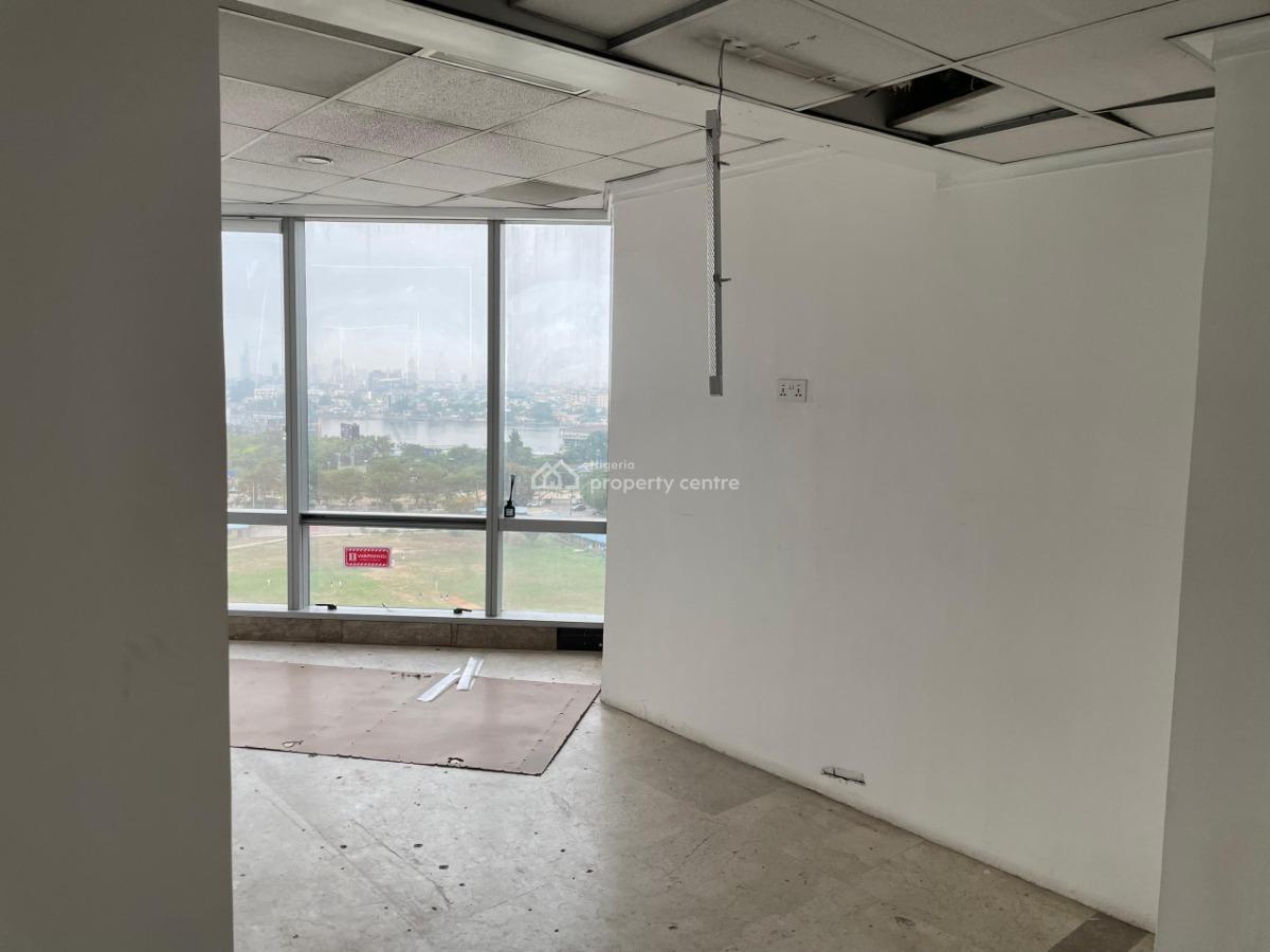 Premium Corporate Office with Modern Facilities and Ample Parking, Victoria Island (vi), Lagos, Plaza / Complex / Mall for Rent