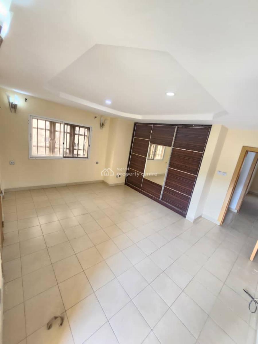3 Bedroom Apartment with Bq, Elevator,gym and Swimming Pool, Victoria Island (vi), Lagos, Flat / Apartment for Rent