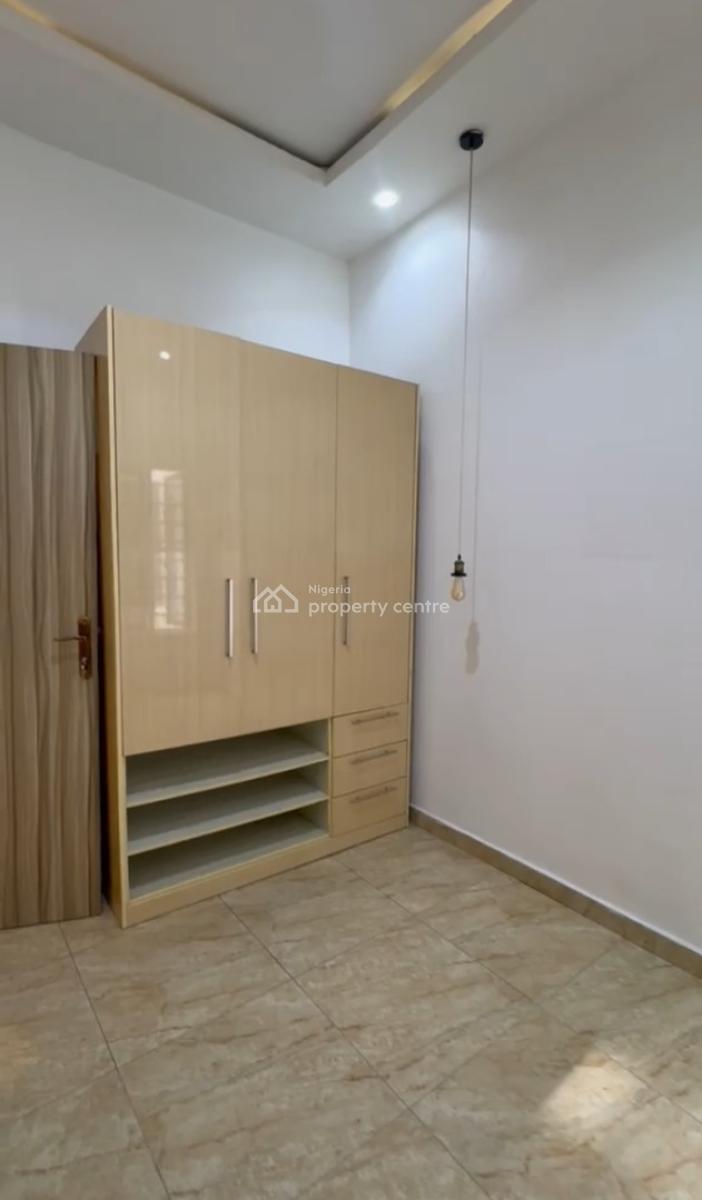 Luxury 2 Units of Single Room Upstairs Shared Apartment, Royal Pine Estate Orchid Road, Lekki, Lagos, Terraced Duplex for Rent