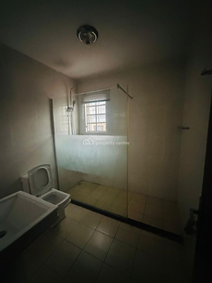 Serviced 3 Bedroom Flat with a Room Bq, Maitama District, Abuja, Flat / Apartment for Rent