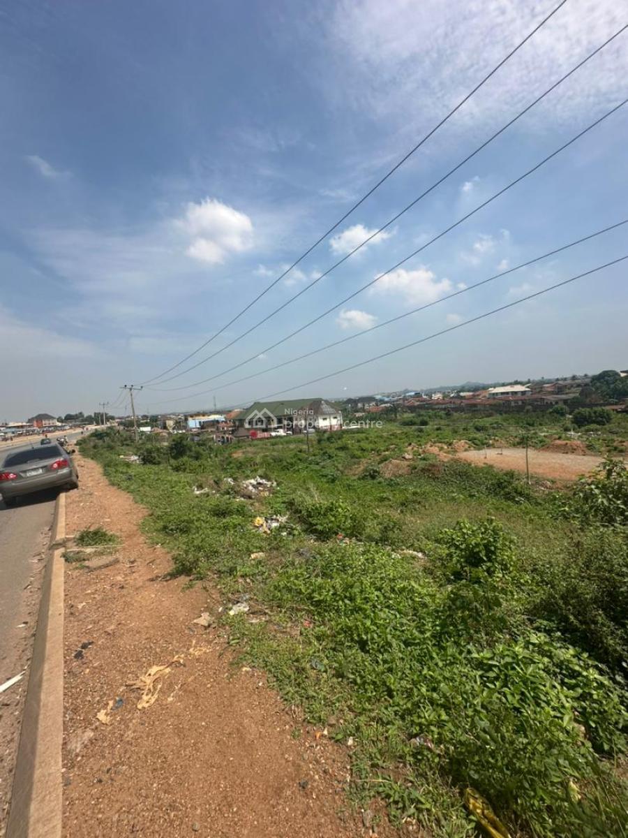 Mixed-use Land Measuring 3 Acres;, Facing The Major Expressway - Close to A3 Hotel, Mfm Church, Ibadan, Oyo, Land for Sale