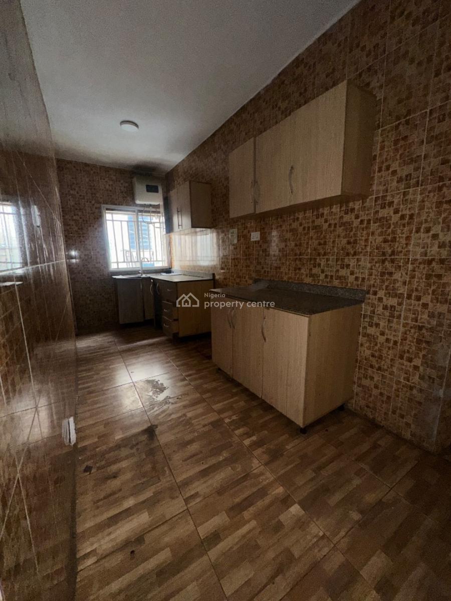 Specious 2 Bedroom Apartment Available, Osapa London, Osapa, Lekki, Lagos, Flat / Apartment for Rent