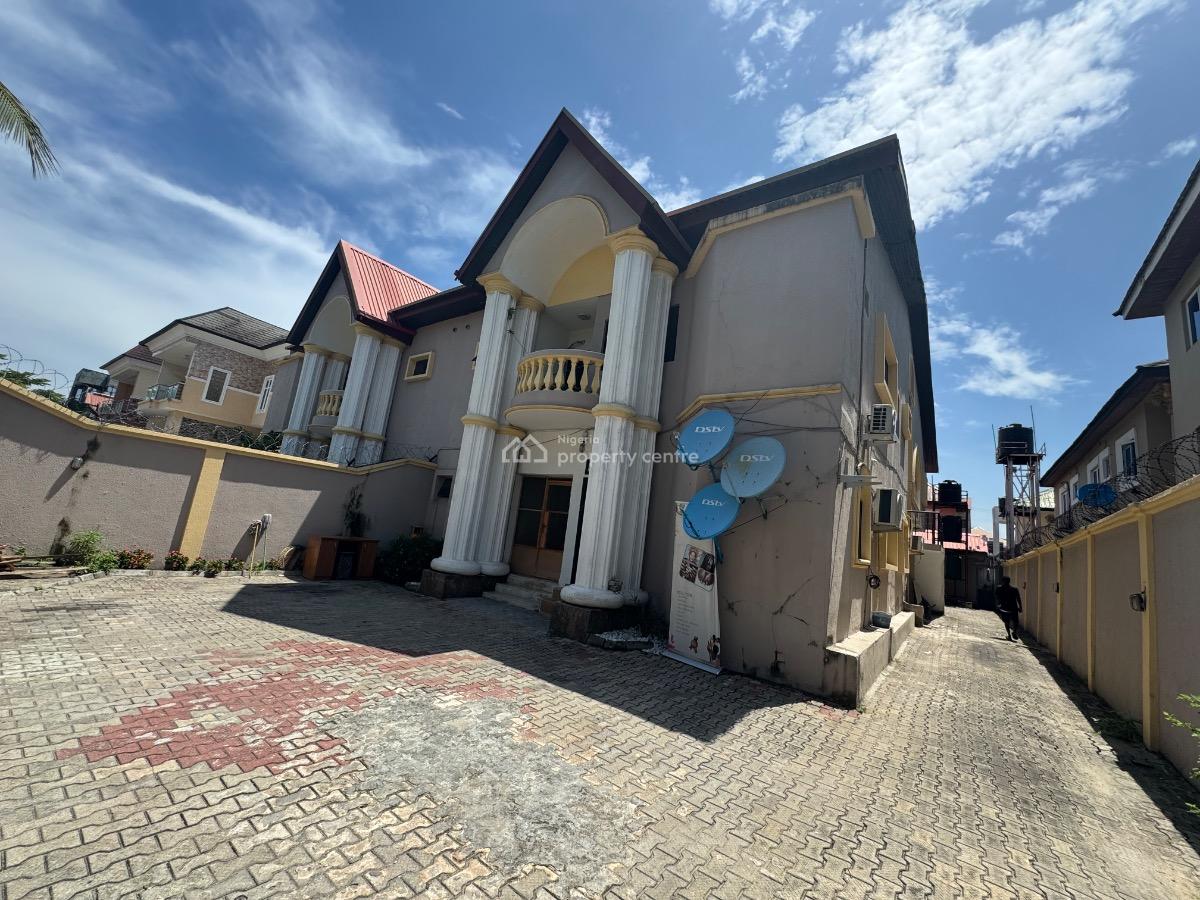 a Commercial 2 Bedroom Flat Upstairs, Lekki Phase 1, Lekki, Lagos, Office Space for Rent