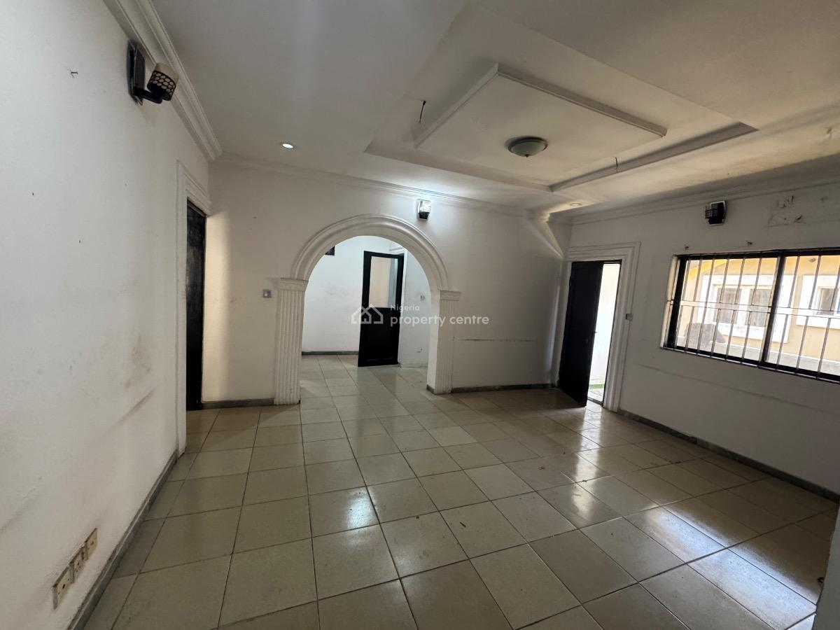 a Commercial 2 Bedroom Flat Upstairs, Lekki Phase 1, Lekki, Lagos, Office Space for Rent