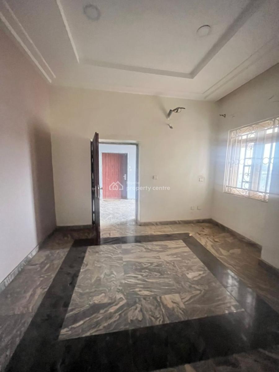 Spacious 3 Bedroom Apartment with Bq, Guzape District, Abuja, Flat / Apartment for Rent