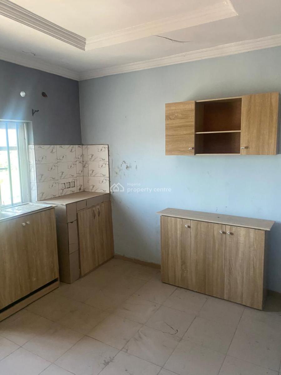 Decent 2 Bedroom Flat, Berger, Arepo, Ogun, Flat / Apartment for Rent
