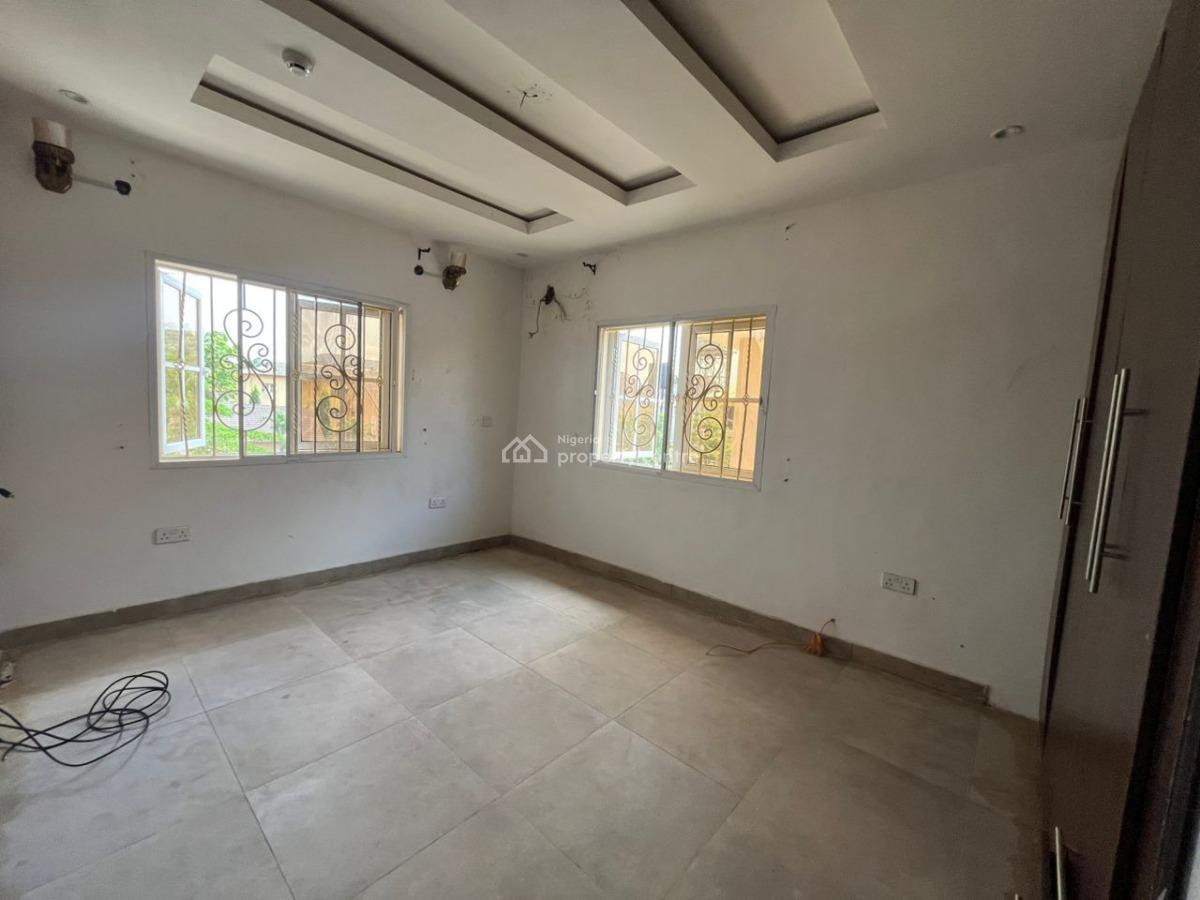 Fully Serviced 4 Bedroom House Plus a Room Service Quarter, Sasegbon Street, Ikeja Gra, Ikeja, Lagos, Detached Duplex for Rent