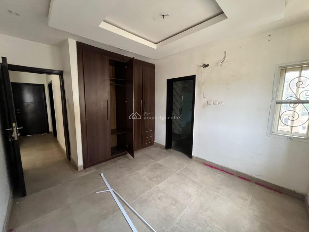 Fully Serviced 4 Bedroom House Plus a Room Service Quarter, Sasegbon Street, Ikeja Gra, Ikeja, Lagos, Detached Duplex for Rent