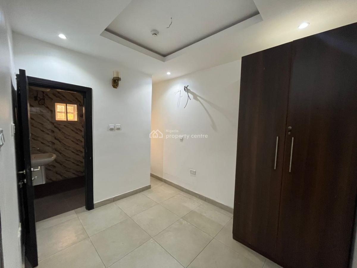 Fully Serviced 4 Bedroom House Plus a Room Service Quarter, Sasegbon Street, Ikeja Gra, Ikeja, Lagos, Detached Duplex for Rent