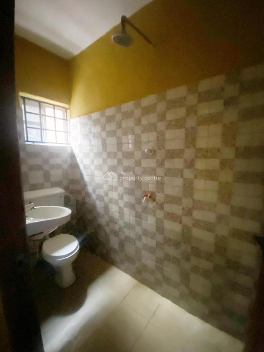 a Decent 2 Bedroom Flat, Ojodu Berger, Ojodu, Lagos, Flat / Apartment for Rent