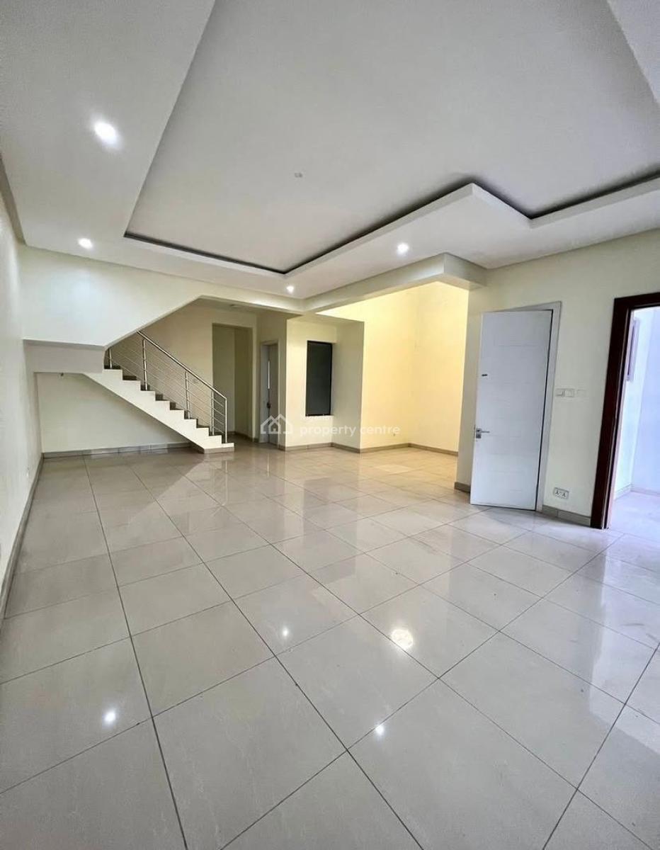 Standard 4 Bedroom Terrace Duplex, Ologolo, Lekki, Lagos, Semi-detached Duplex for Rent
