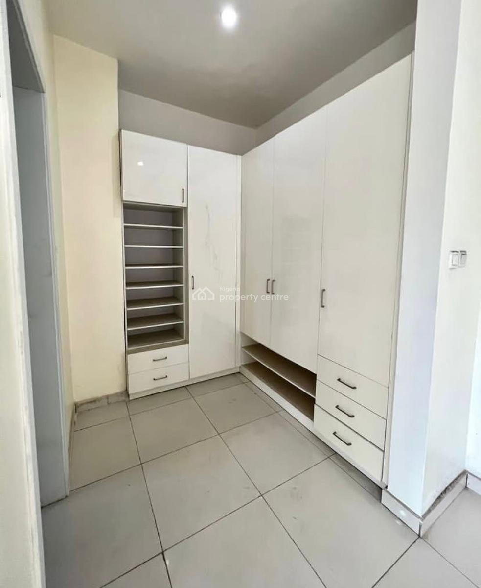 Standard 4 Bedroom Terrace Duplex, Ologolo, Lekki, Lagos, Semi-detached Duplex for Rent