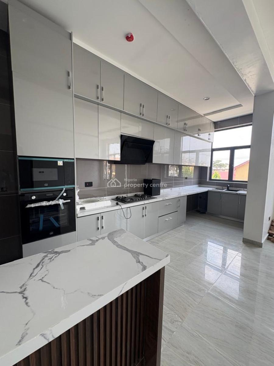 2-bedroom Apartment, Lekki Phase 1, Lekki, Lagos, Flat / Apartment for Rent