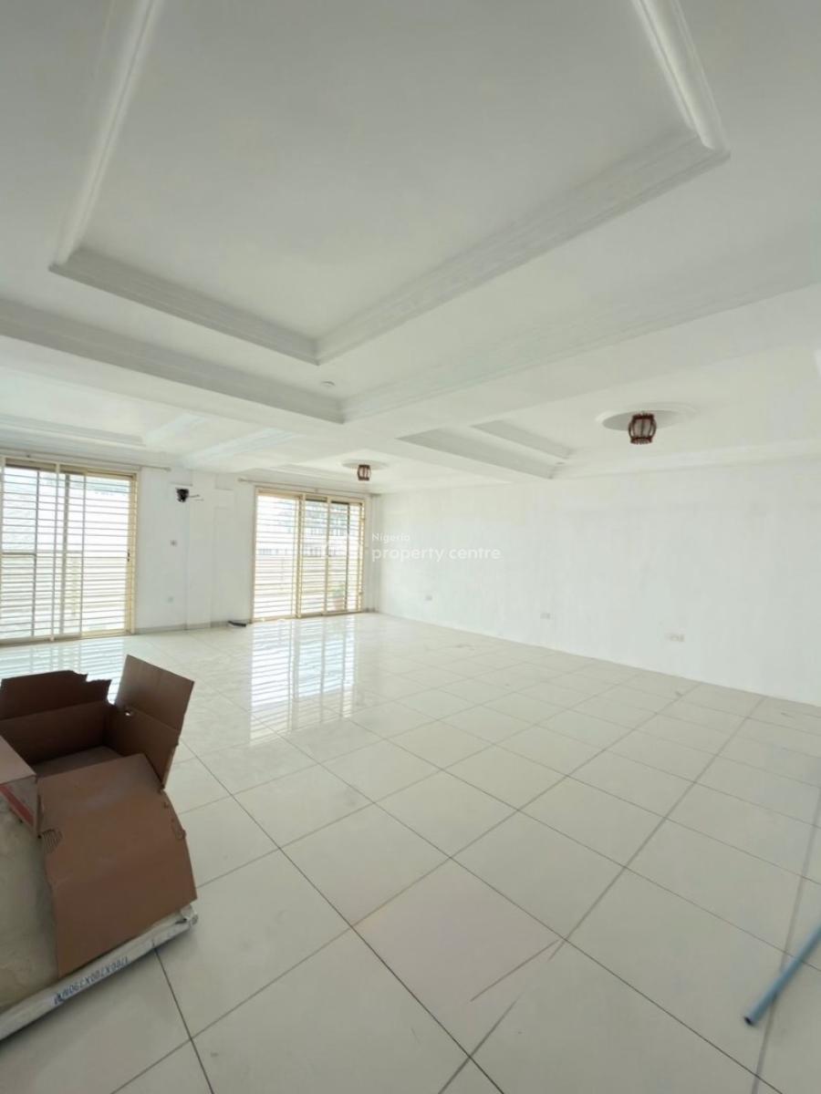 Serviced 2 Bedroom Penthouse with Pool, Lekki Phase 1, Lekki, Lagos, Flat / Apartment for Rent