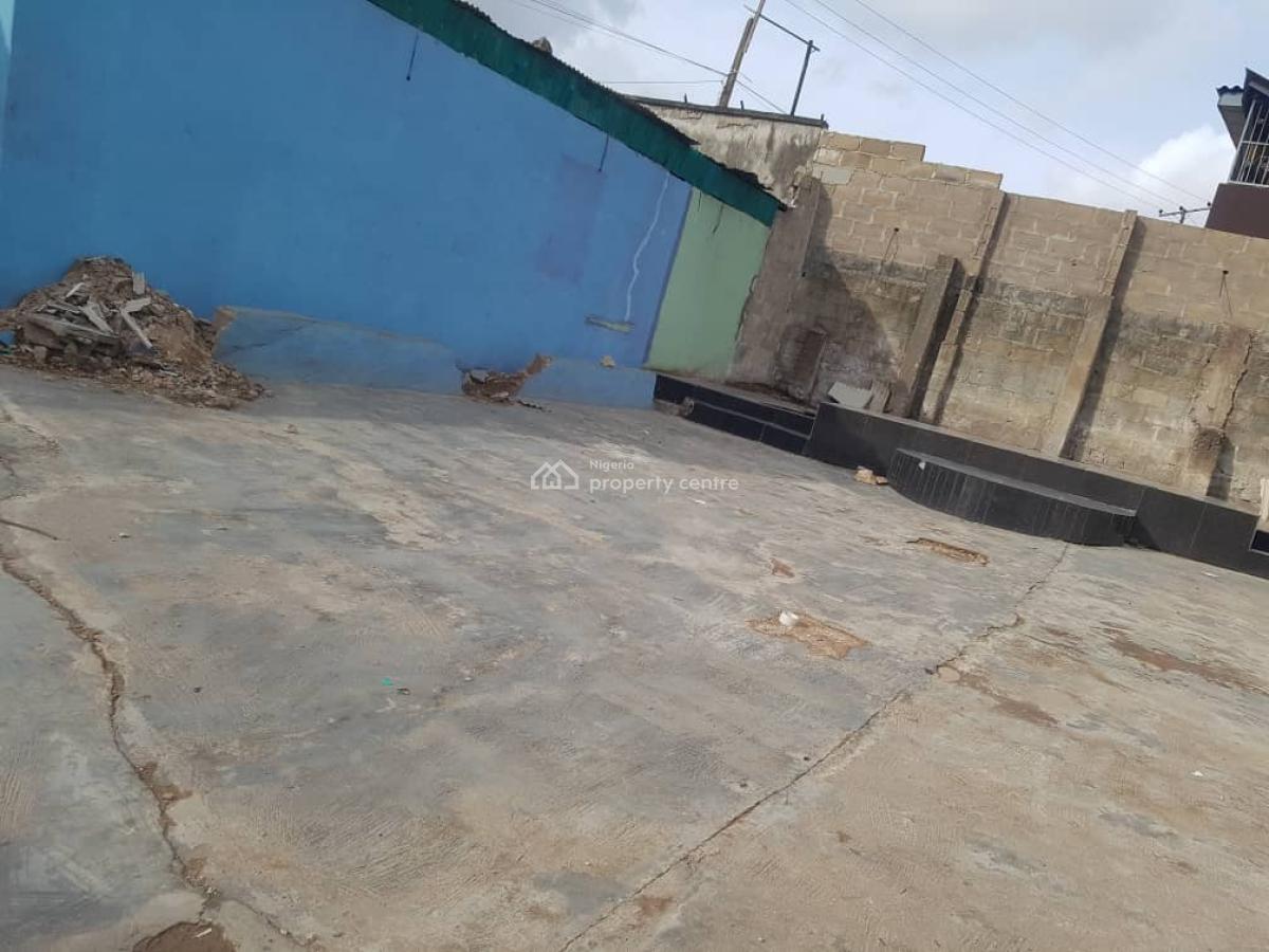 Warehouse, Agege, Lagos, Warehouse for Rent