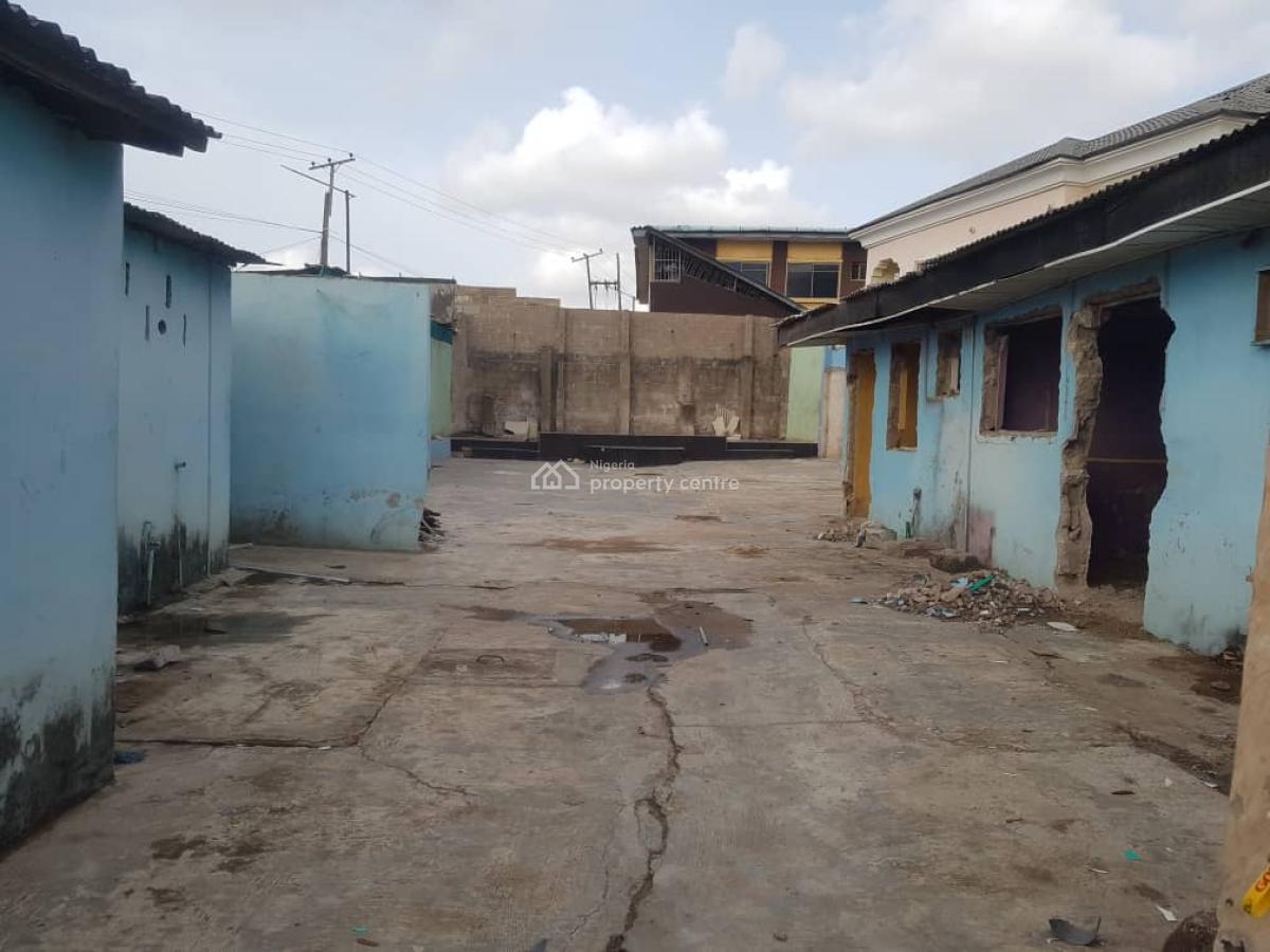 Warehouse, Agege, Lagos, Warehouse for Rent