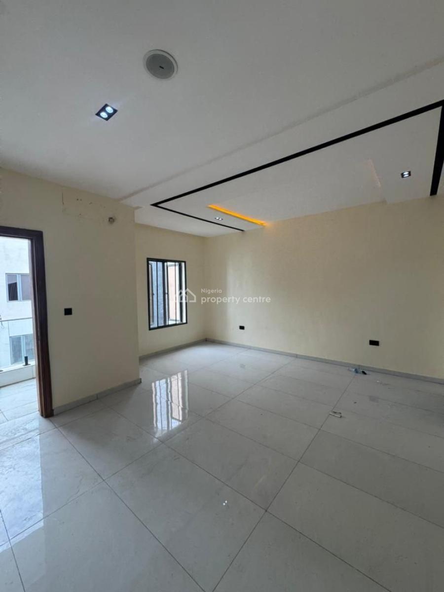 4-bedroom Semi-detached Duplex with Bq, Lekki Phase 1, Lekki, Lagos, Semi-detached Duplex for Rent