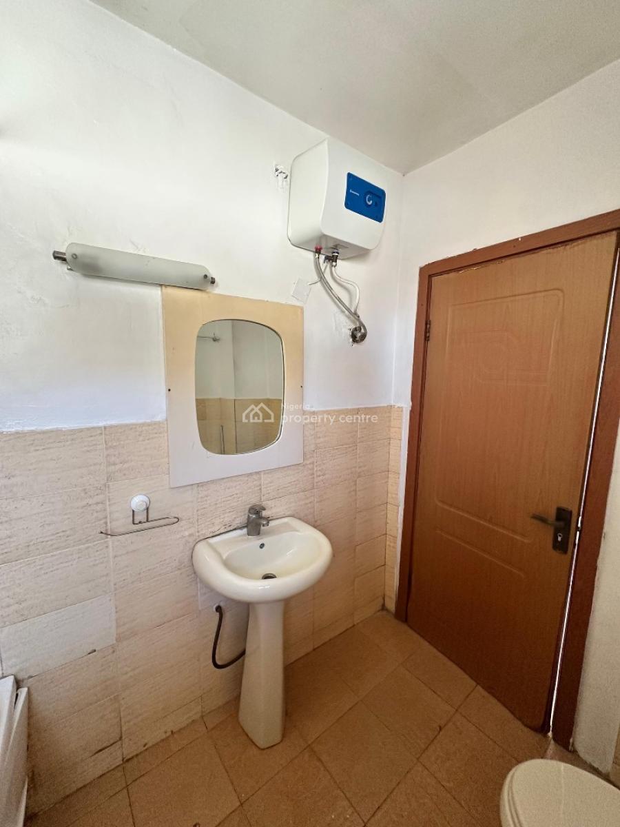 Well Maintained 3 Bedroom on 6th Floor, Ikate, Lekki, Lagos, Flat / Apartment for Rent