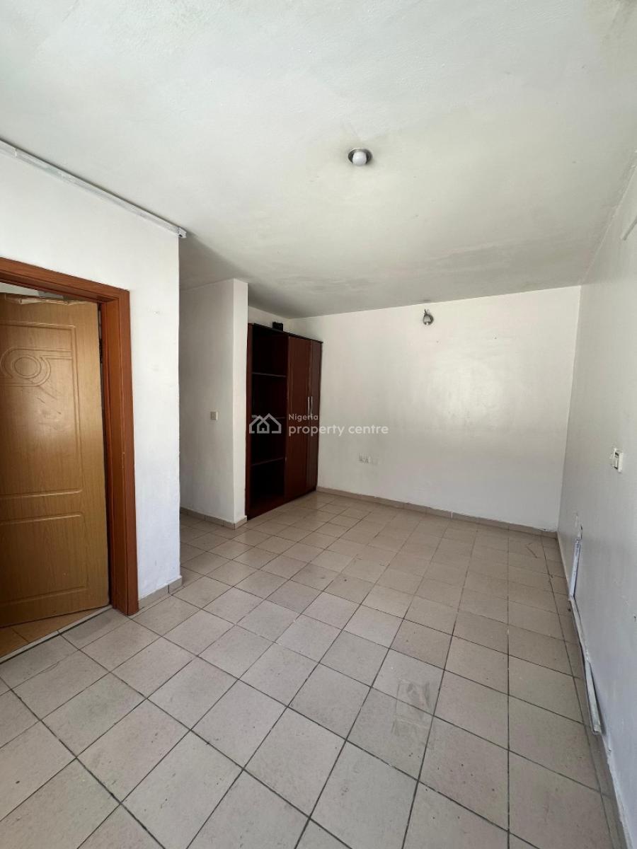 Well Maintained 3 Bedroom on 6th Floor, Ikate, Lekki, Lagos, Flat / Apartment for Rent