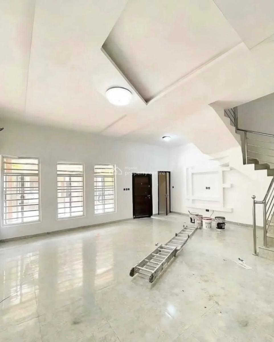 4 Bedroom Terrace Duplex in a Secured Estate, Chevron, Lekki, Lagos, Terraced Duplex for Rent