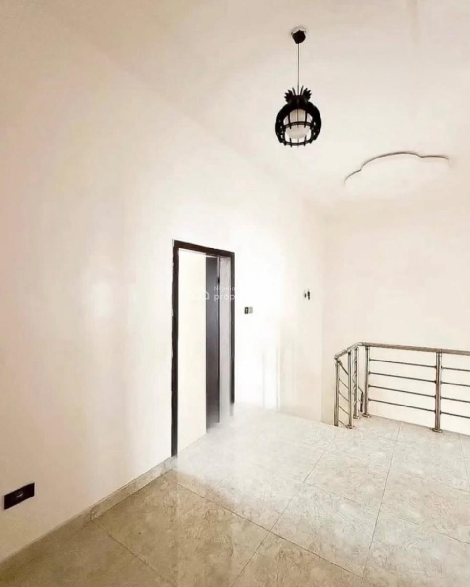 4 Bedroom Terrace Duplex in a Secured Estate, Chevron, Lekki, Lagos, Terraced Duplex for Rent