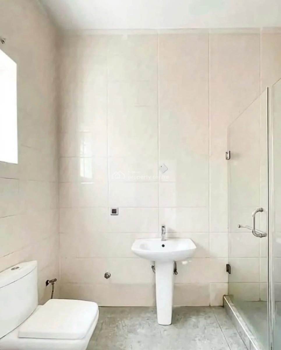 4 Bedroom Terrace Duplex in a Secured Estate, Chevron, Lekki, Lagos, Terraced Duplex for Rent